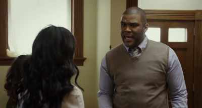 Do you understand me?
And what do you have on? What is this? - Boo! A Madea Halloween