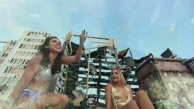- Do you understand me, - Giantess Attack vs. Mecha Fembot