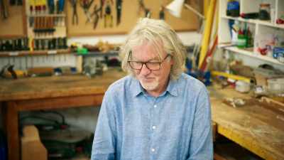 Do you wanna ring your mum?
I will ring my mum. - James May and the Dull Men