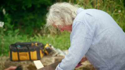 Do you wanna say,
"Let the saw do the work?" - James May and the Dull Men