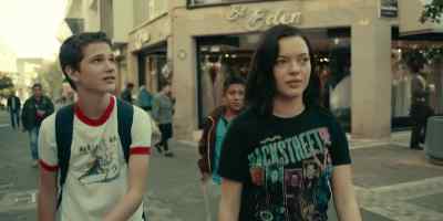 Do you want a dress? - The Mosquito Coast