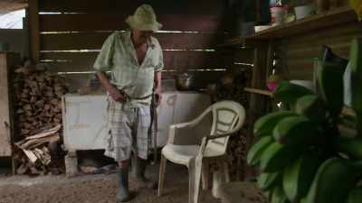 Do you want to eat? Come on. - Stories of a Generation - with Pope Francis