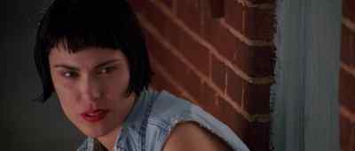 Do you want me to fix your hair for you? - Kalifornia