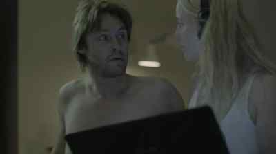 - Do you want me to leave?
- Do you want to stay? - The Bridge