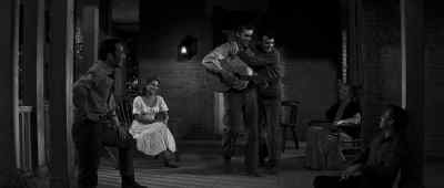 "Do you want to see a movie?"
-It is closed. - Love Me Tender
