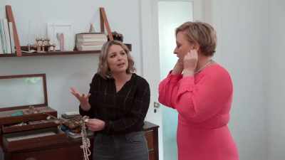 Do you wear all this stuff?
Are we gonna be able to edit anything out? - Get Organized with The Home Edit