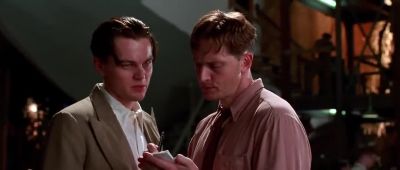 Noah who are those fellowsDo they work for meEverybody works for you Howard - The Aviator