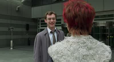 Do you have a girlfriend? - Closer