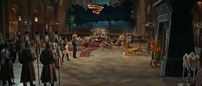 Do you hear that humming sound? - Night at the Museum: Battle of the Smithsonian
