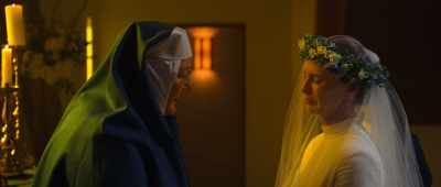 Do you, Sister Simone,
give your life, - Mrs. Davis