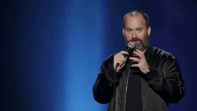 Doar bucăţele mici când am intrat eu." - Tom Segura: Disgraceful