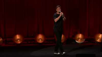Dobře, jmenoval se Edgerton. - Theo Von: Regular People