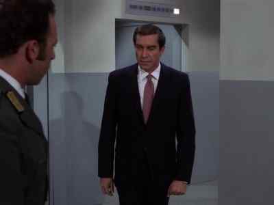 Doctor, I'll open the doors for you. - Mission: Impossible