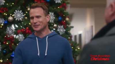 - Doctor. Nicole.
Doctor Nicole [chuckle]. - My Christmas Hero