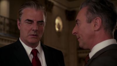 Does Alicia know? - The Good Wife