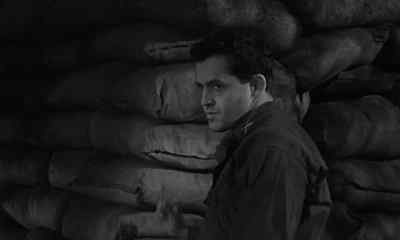 Does anybody else
know about this, Loomis? - War Hunt
