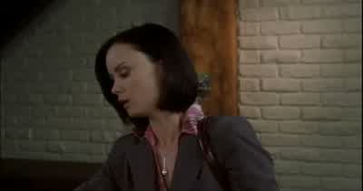 Does anybody have a ValiumOh yeahHereYou're just going to want to take half of thatKeep 'em coming - Final Destination 2