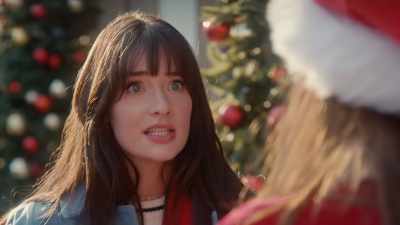 Does that create a ripple
in time - A '90s Christmas