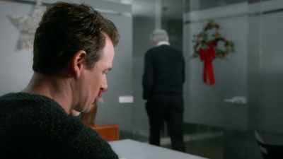 Does dad
know I'm selling? - Holiday Mismatch