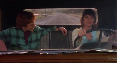 Does your dad still run the newspaper - Critters 2: The Main Course