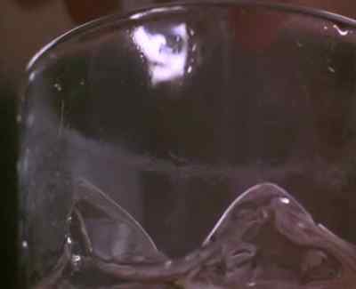 Does this frighten you? - 9½ Weeks