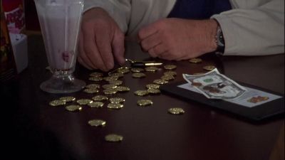 - Does Gus know about this?
- yeah. - Psych