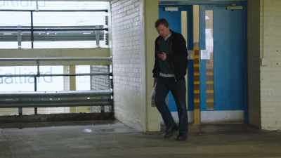 - Does that guy look like he kidnaps dogs?
- Yes. But then... - Back