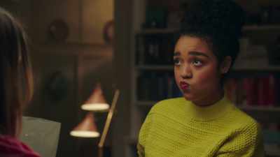 Does she have a portfolio - The Bold Type