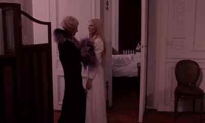 Does it hurt? - Daughters of Darkness