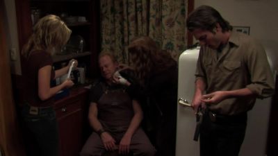 Does that hurt? - Night of the Living Dead 3D