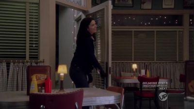 Does that look wrong. - Gilmore Girls
