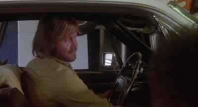 Does she love me, Raul? - Coming Home