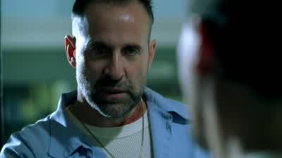 Does not a warm hand feel better than a cold shank? - Prison Break