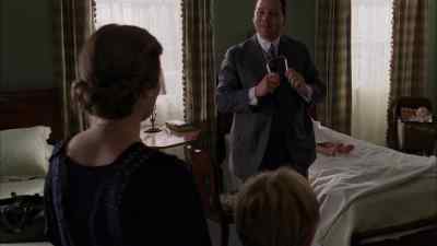Does Teddy also sleep in this room? - Boardwalk Empire