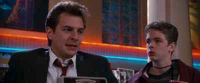 Doesn't anybody work in this store? - Empire Records