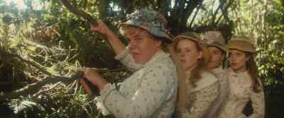 - Doesn't he go to church?
- No, never. - Tess