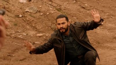 Doesn't have to end
this way, buddy. - Scorpion