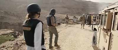 - Doesn't look good.
- Oh, my God. Oh, no. - A Private War