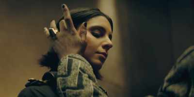 Doesn't look like
the R.I.'s handiwork. - The Peripheral