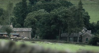 (DOG BARKING) - Peaky Blinders