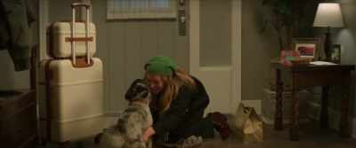 -[dog barks]
-Gizmo! - The Merry Gentlemen