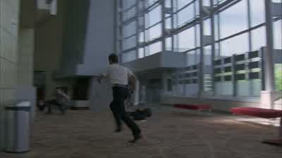 - Jesus. - The glass won't break? - The Walking Dead