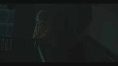 DOG GROWLS - Joan