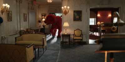 Dog! [screams] - Clifford the Big Red Dog