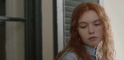 - Dog sister ran away. - Darlin'