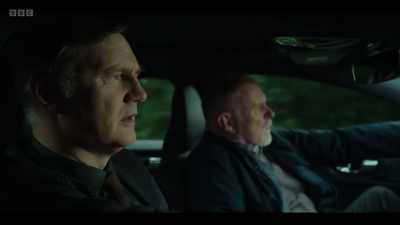 Dog. What?
Dog. Black dog. - Sherwood