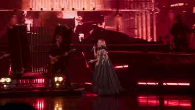 Doing a little learning.
And...here we are. - Carrie Underwood: Reflection