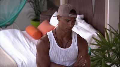 Doing something quite real
with Rachel, - Love Island