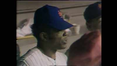 Dois eliminados,
corrida empatada no plate, - Say Hey, Willie Mays!