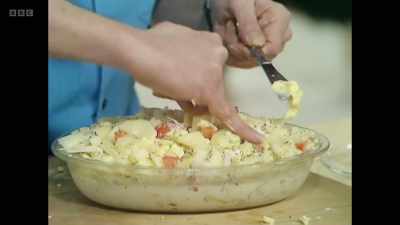 Dollop, dollop, doll...
Oh, that's a big dollop. - Kids' TV: The Surprising Story